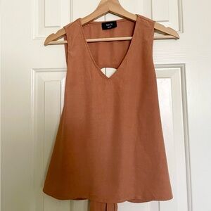 VICI Cute Summer top. Size S